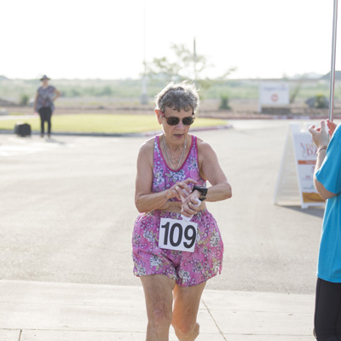 desert dash runner Photo