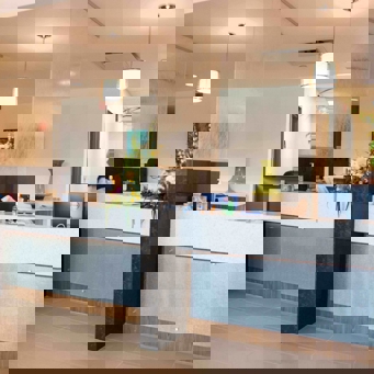 reception desk Photo